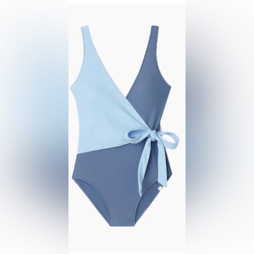 Summersalt The perfect Wrap One Piece in Sky and Blue Mountain Size 6 NWT